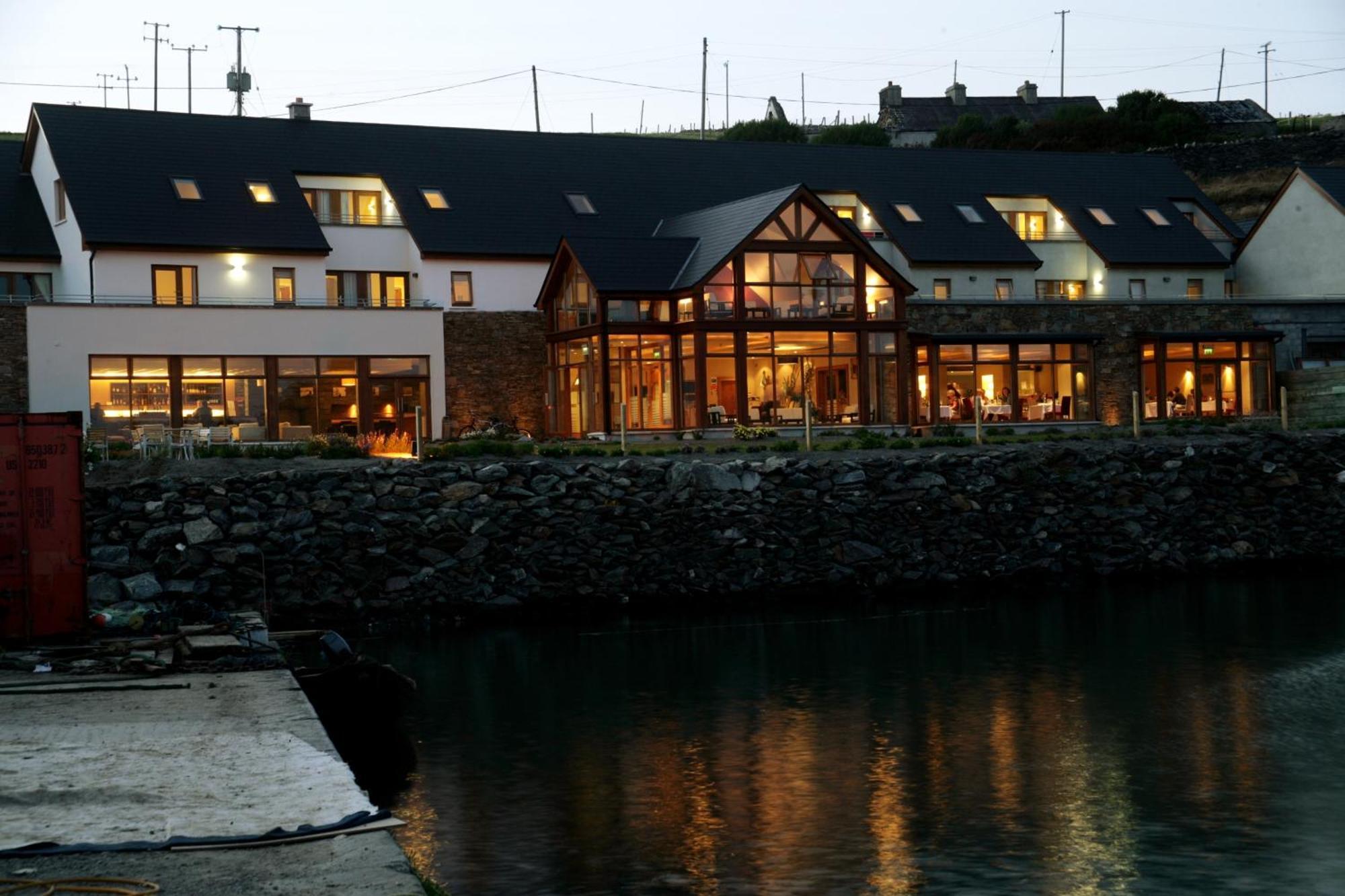 Inishbofin House Hotel מראה חיצוני תמונה