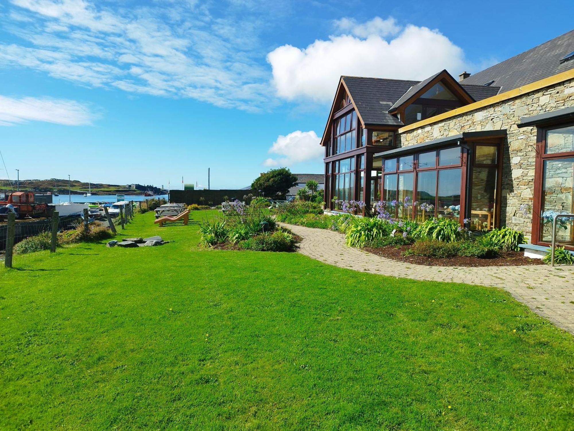 Inishbofin House Hotel מראה חיצוני תמונה